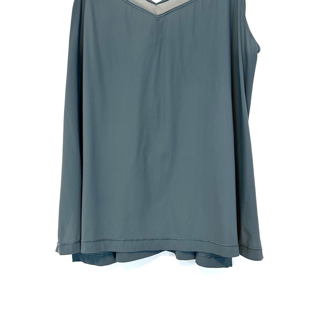 Lululemon | Final Count‎ Tank in Sea Steel - Picture 5 of 12
